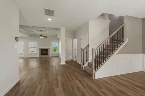 Entry Way - 102 Beaver Creek Way, Lagrange, GA 30241 photo 1 of 4