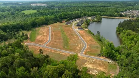 View/Area - 102 Beaver Creek Way, Lagrange, GA 30241 photo 2 of 13