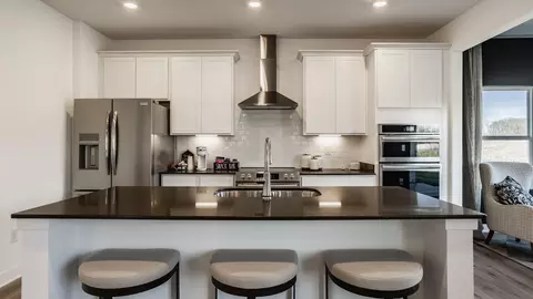 Kitchen - Arrowhead Dr, Piqua, OH 45356 photo 2 of 11