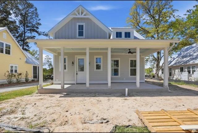 15 Stoney Island Dr, Beaufort, SC 29907