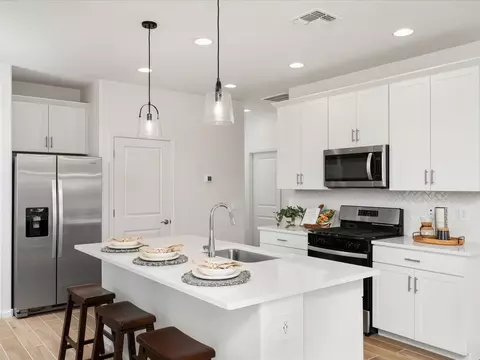 9998 N Summerstone Ave, Tucson, AZ 85743