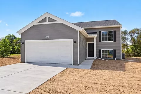 71348 Embassy Rd, Edwardsburg, MI 49112