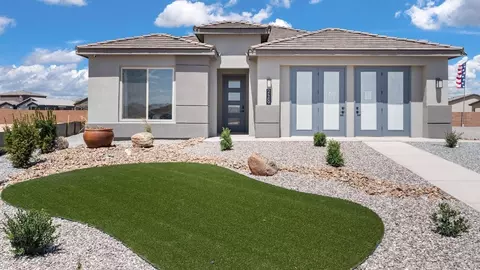 2459 Marble Ave NE, Rio Rancho, NM 87144