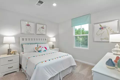Bedroom - 5631 Julia Kate Dr, Morrow, OH 45152 photo 1 of 10