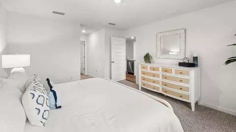 Bedroom - 76 Dockside Rd, Freeport, FL 32439 photo 10 of 11