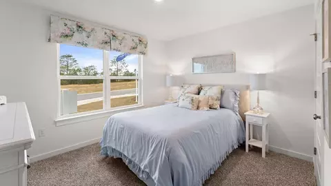 Bedroom - 76 Dockside Rd, Freeport, FL 32439 photo 11 of 11