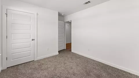 Bedroom - 76 Dockside Rd, Freeport, FL 32439 photo 5 of 11