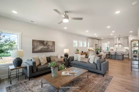 Living - 446-798 Massengill Pond Rd, Willow Spring, NC 27592 photo 2 of 6