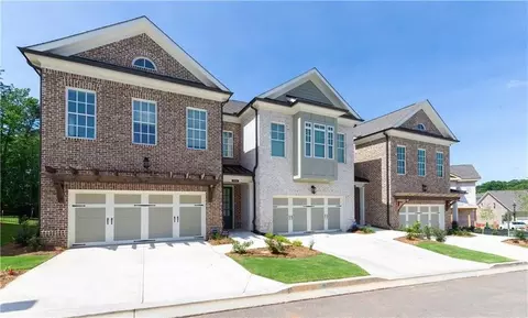 4701 Bandolino Lane 425, Peachtree Corners, GA 30092