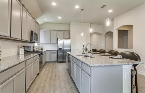 Kitchen - 16418 Cedarveil Ct, Conroe, TX 77302 photo 1 of 2