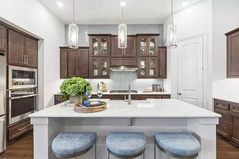 Kitchen - 325 Vale Run, Kyle, TX 78640 photo 4 of 6