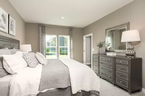 Bedroom - 2183 Streamside Dr, Batavia, OH 45103 photo 2 of 4