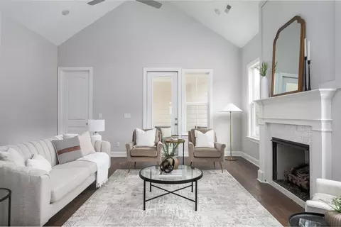 Living - 8244 Bell Mill Rd, Ooltewah, TN 37363 photo 2 of 4