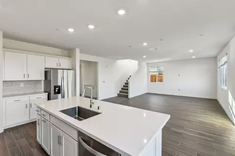 1287 Bastion Ave, Galt, CA 95632