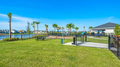 View/Area - 725 Sky Shade Dr, Apollo Beach, FL 33572 photo 3 of 5