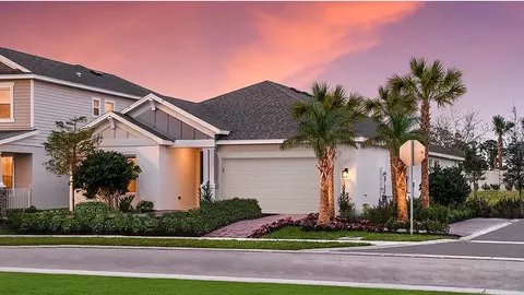 Exterior - 725 Sky Shade Dr, Apollo Beach, FL 33572 photo 2 of 13