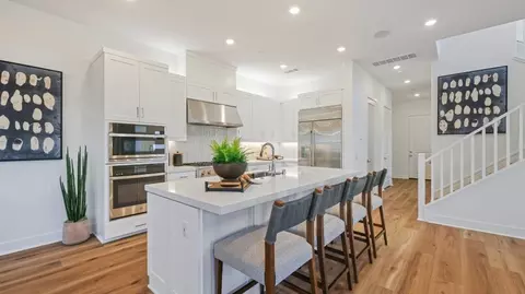 Kitchen - 618 Snowberry Pl, Montebello, CA 90640 photo 3 of 7