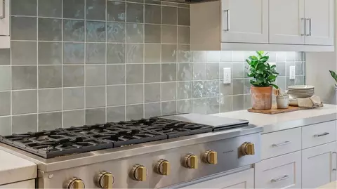 Kitchen - 618 Snowberry Pl, Montebello, CA 90640 photo 5 of 7