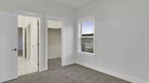 Bedroom - 7045 Regency Ln SE, Gurley, AL 35748 photo 11 of 23