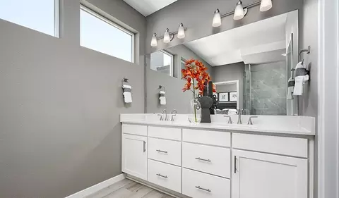 Bath - 24271 E Ida Pl, Aurora, CO 80016 photo 1 of 5