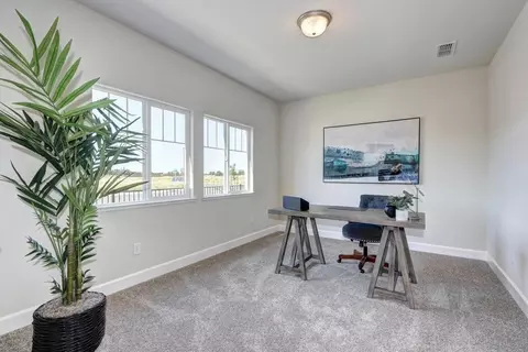 Other - 1165 Nicklaus Rd, Galt, CA 95632 photo 1 of 21