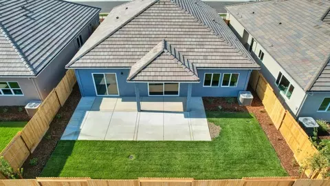 Exterior - 1165 Nicklaus Rd, Galt, CA 95632 photo 10 of 27