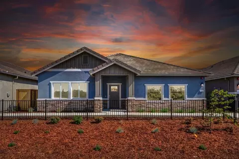 1165 Nicklaus Rd, Galt, CA 95632