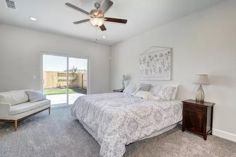 Bedroom - 1165 Nicklaus Rd, Galt, CA 95632 photo 1 of 5