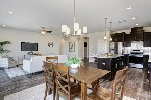 Dining - 1165 Nicklaus Rd, Galt, CA 95632 photo 2 of 9