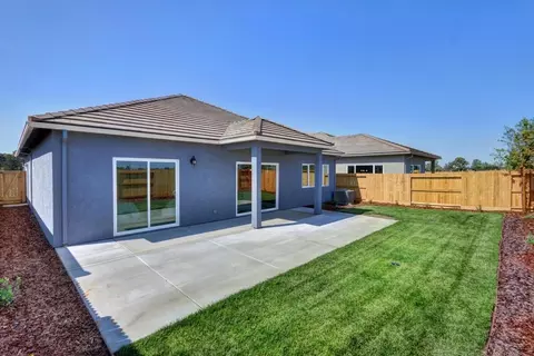 Exterior - 1165 Nicklaus Rd, Galt, CA 95632 photo 5 of 27