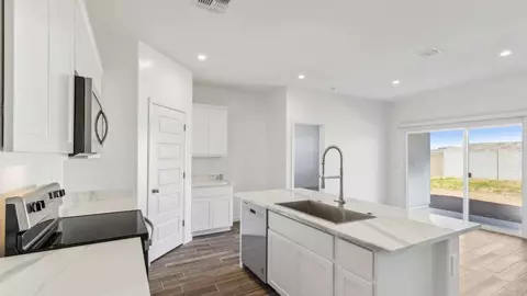 Kitchen - 9308 S Midland Dr, Apache Junction, AZ 85120 photo 1 of 11