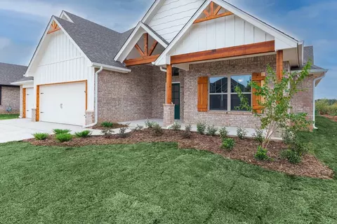 Exterior - 2920 E Northampton St, Broken Arrow, OK 74014 photo 26 of 38