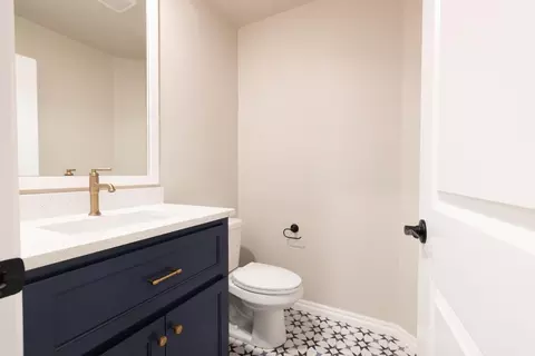Bath - 2920 E Northampton St, Broken Arrow, OK 74014 photo 22 of 23