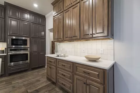 Kitchen - 2920 E Northampton St, Broken Arrow, OK 74014 photo 9 of 17