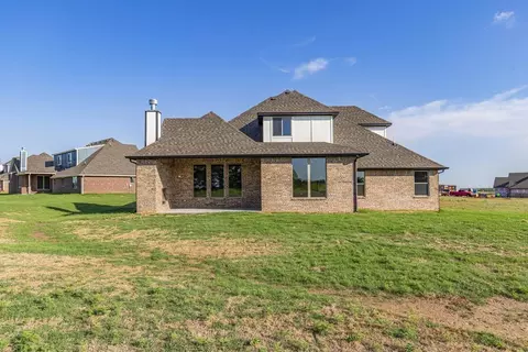 Exterior - 2920 E Northampton St, Broken Arrow, OK 74014 photo 32 of 38