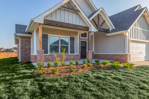 Exterior - 2920 E Northampton St, Broken Arrow, OK 74014 photo 24 of 38