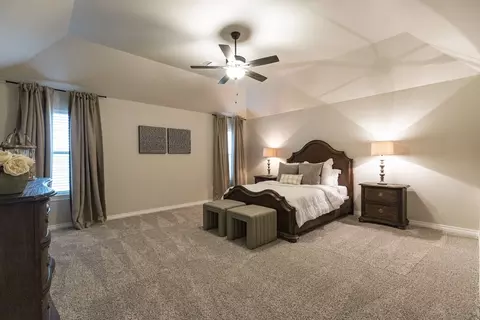 Bedroom - 2920 E Northampton St, Broken Arrow, OK 74014 photo 4 of 10