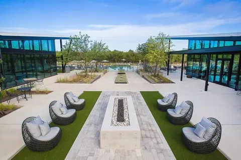 View/Area - 1048 Brickell Loop, Austin, TX 78744 photo 4 of 4