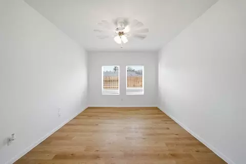 Bedroom - 14128 Biscayne Trl, Conroe, TX 77303 photo 1 of 15