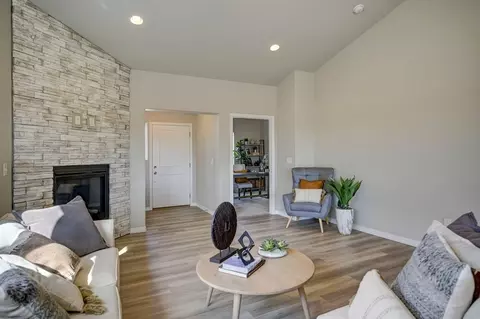 Living - 8190 Lemon Grass Rd, Peyton, CO 80831 photo 3 of 3