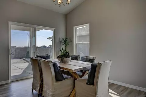 Dining - 8190 Lemon Grass Rd, Peyton, CO 80831 photo 1 of 3