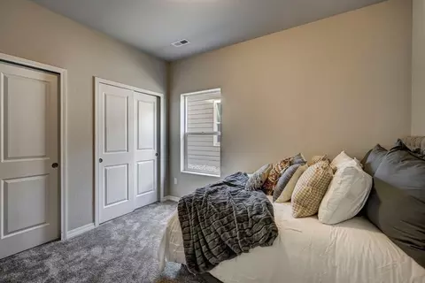 Bedroom - 8190 Lemon Grass Rd, Peyton, CO 80831 photo 1 of 7