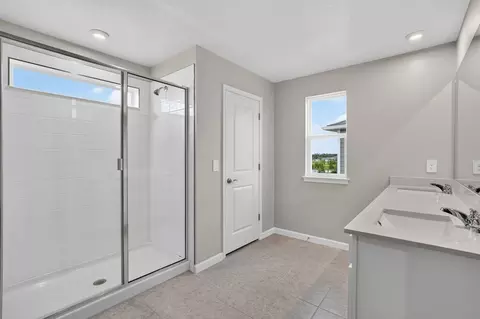 Bath - 13153 Oxeye Ln, Parrish, FL 34219 photo 3 of 3