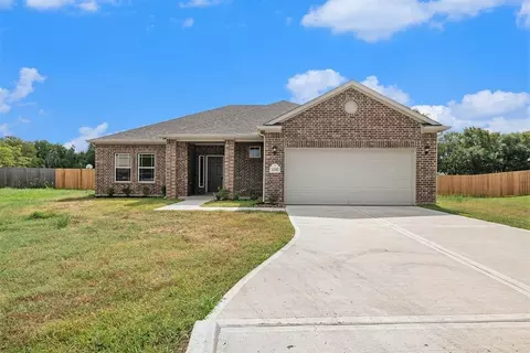 13296 Skyline Dr, Willis, TX 77318