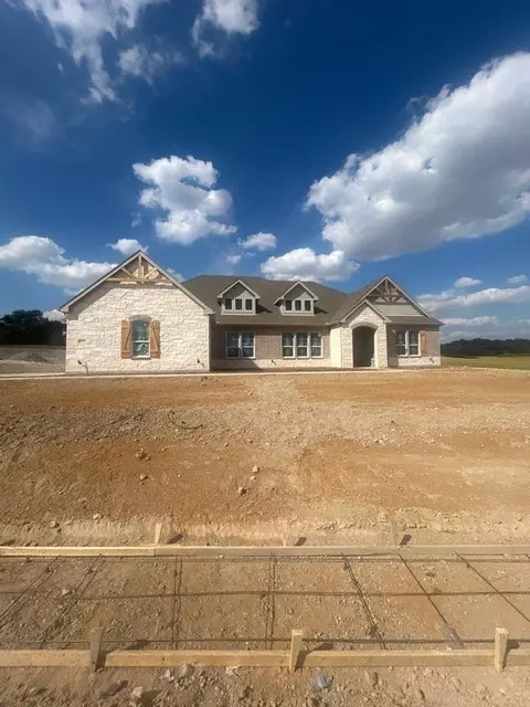 1114 Perrin Ln, Van Alstyne, TX 75495