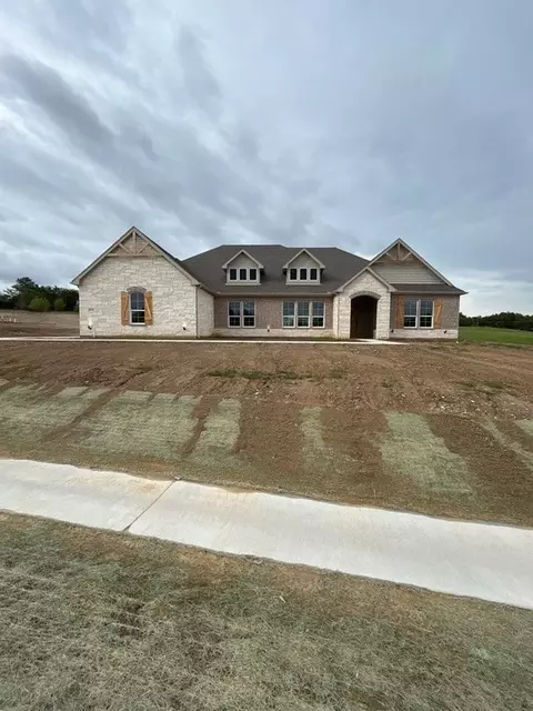 1114 Perrin Ln, Van Alstyne, TX 75495