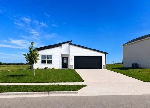 Exterior - 879 S Orchard Way, Springfield, MO 65802 photo 2 of 7