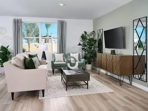 Living - 4512 Eagle Perch Ct, Saint Cloud, FL 34772 photo 2 of 6