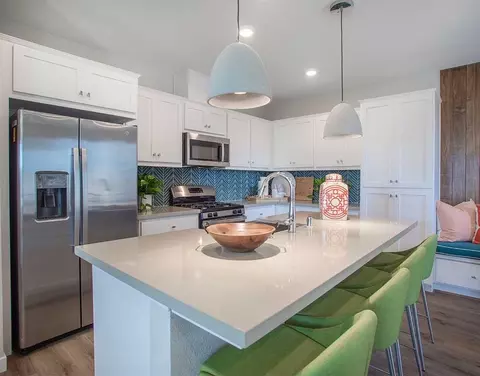 Kitchen - 6762 Quantum Loop, San Jose, CA 95119 photo 4 of 11