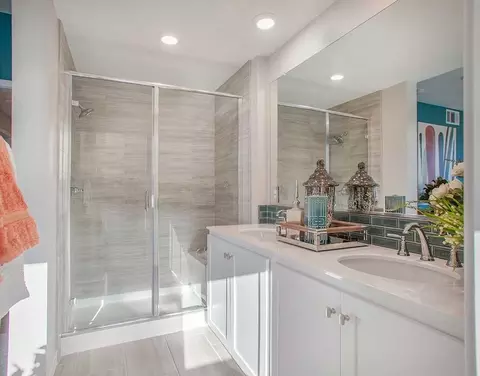 Bath - 6762 Quantum Loop, San Jose, CA 95119 photo 4 of 18